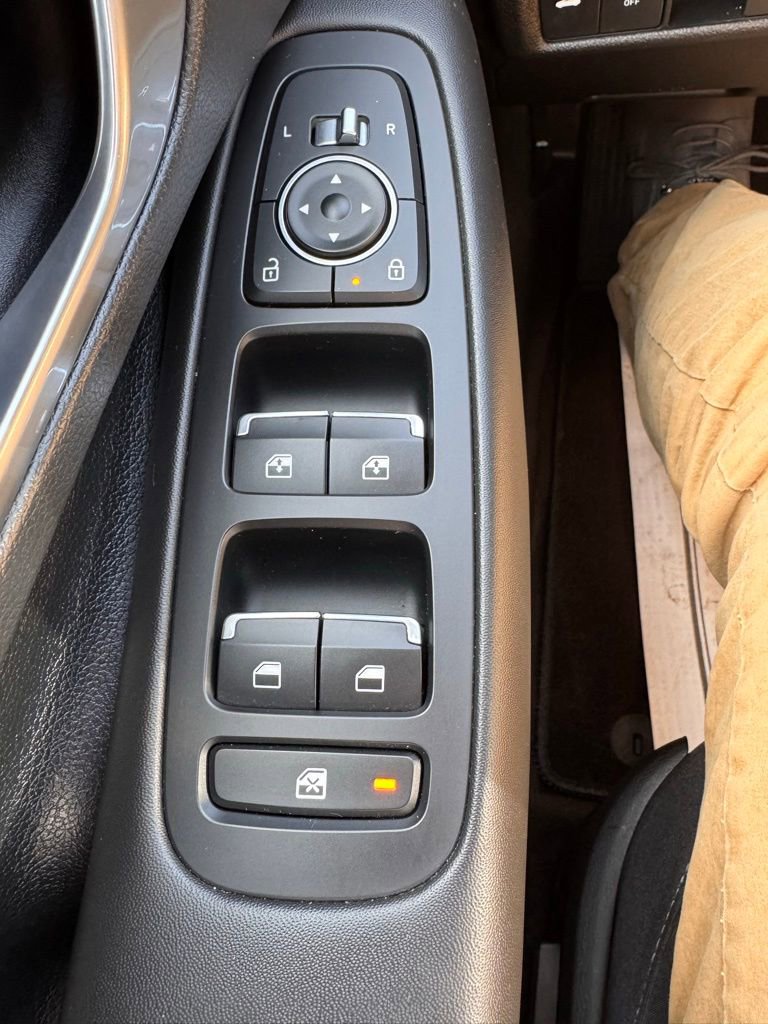 Used 2023 Hyundai Sonata SEL image 21