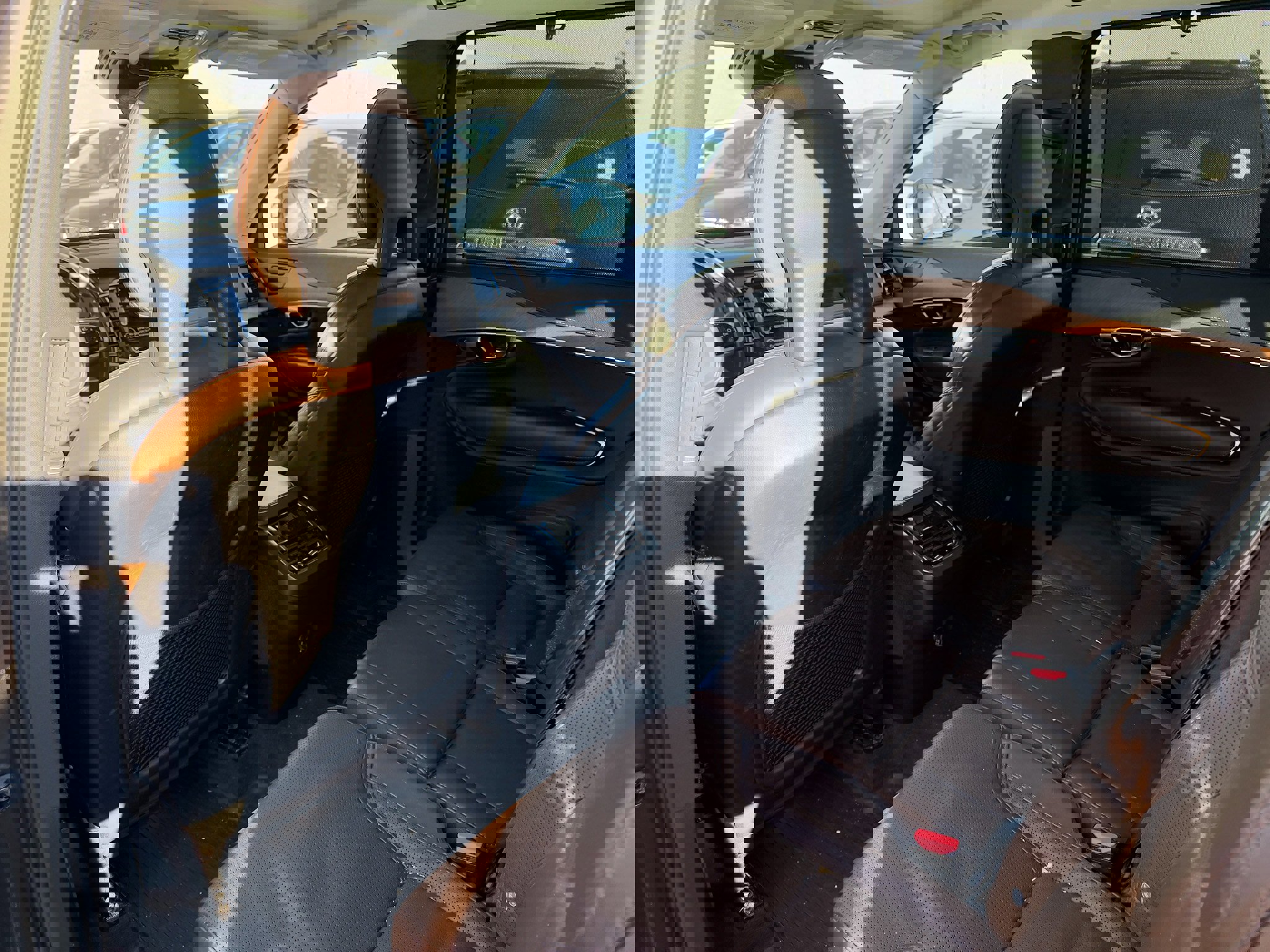 Used 2020 Volvo XC90 T6 Inscription w/ Protection Package image 37