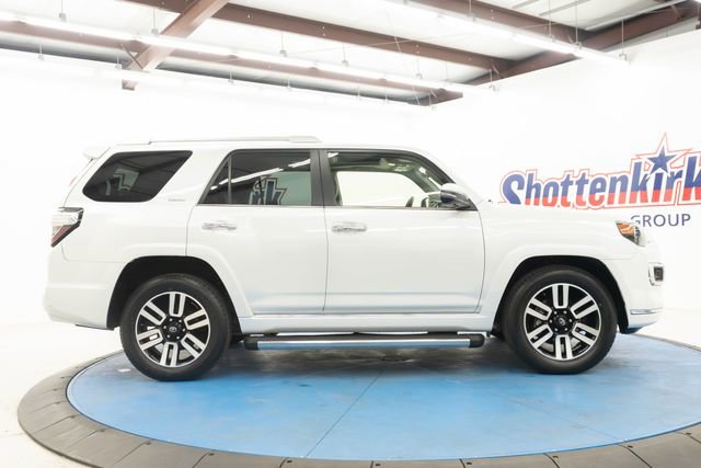 Used 2024 Toyota 4Runner Limited RWD image 10
