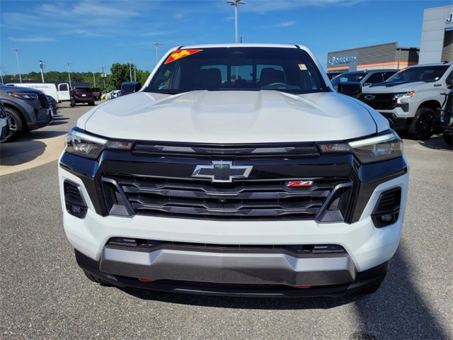 Used 2024 Chevrolet Colorado Z71 w/ Z71 Convenience Package 2 video 2