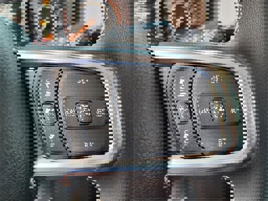 New 2025 Jeep Wrangler Unlimited Sahara w/ Dual Top Group image 3