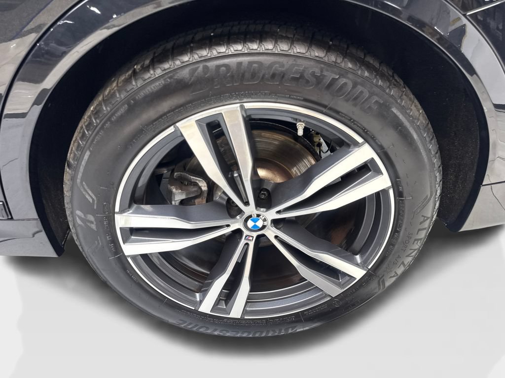 Used 2023 BMW X7 xDrive40i w/ M Sport Package AWD/4WD image 90