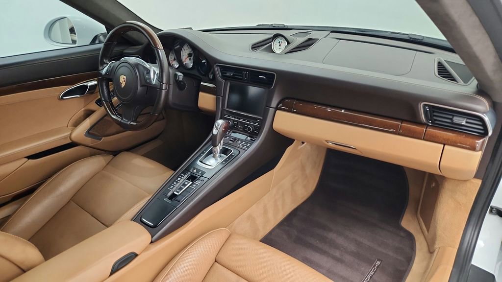 Used 2015 Porsche 911 Turbo S AWD/4WD image 69