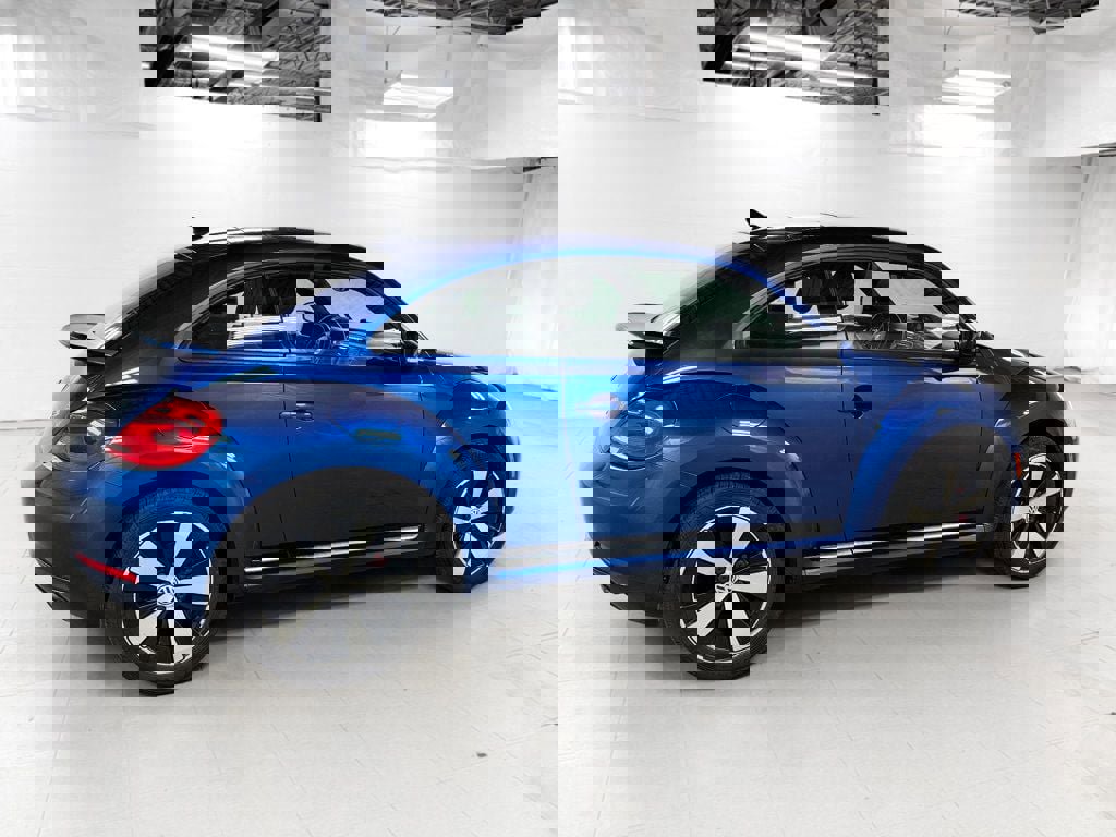 Used 2013 Volkswagen Beetle 2.0T FWD image 7