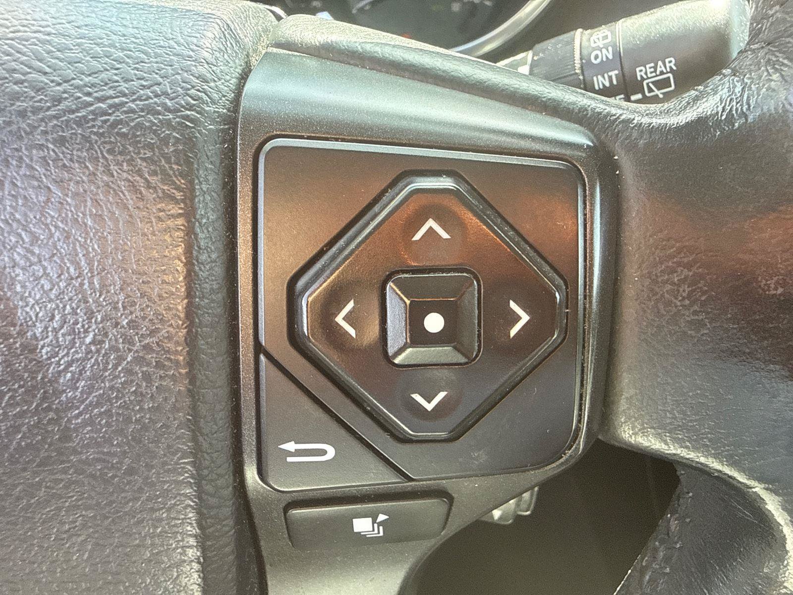Used 2019 Toyota Sequoia Limited w/ Safety & Convenience Package AWD/4WD image 17