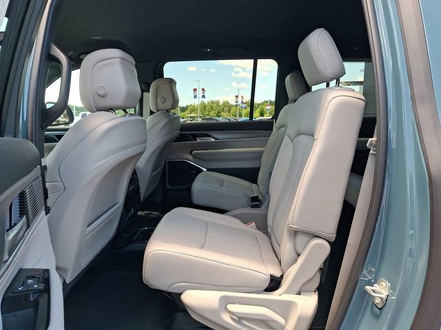 New 2026 Jeep Grand Wagoneer L 4WD image 5