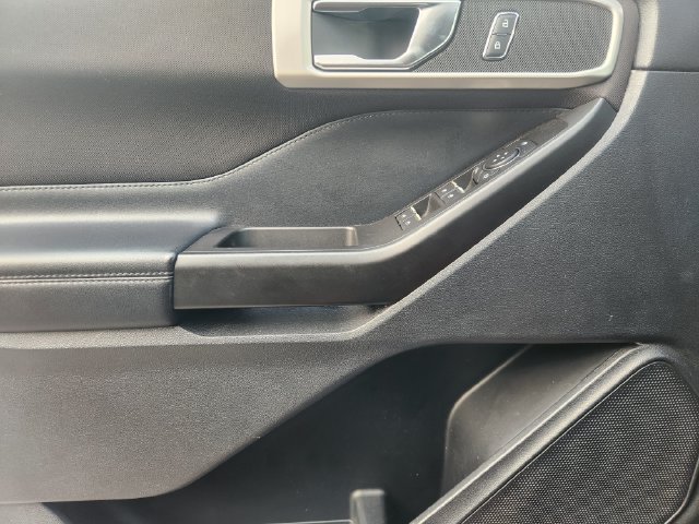 Used 2020 Ford Explorer XLT RWD image 22