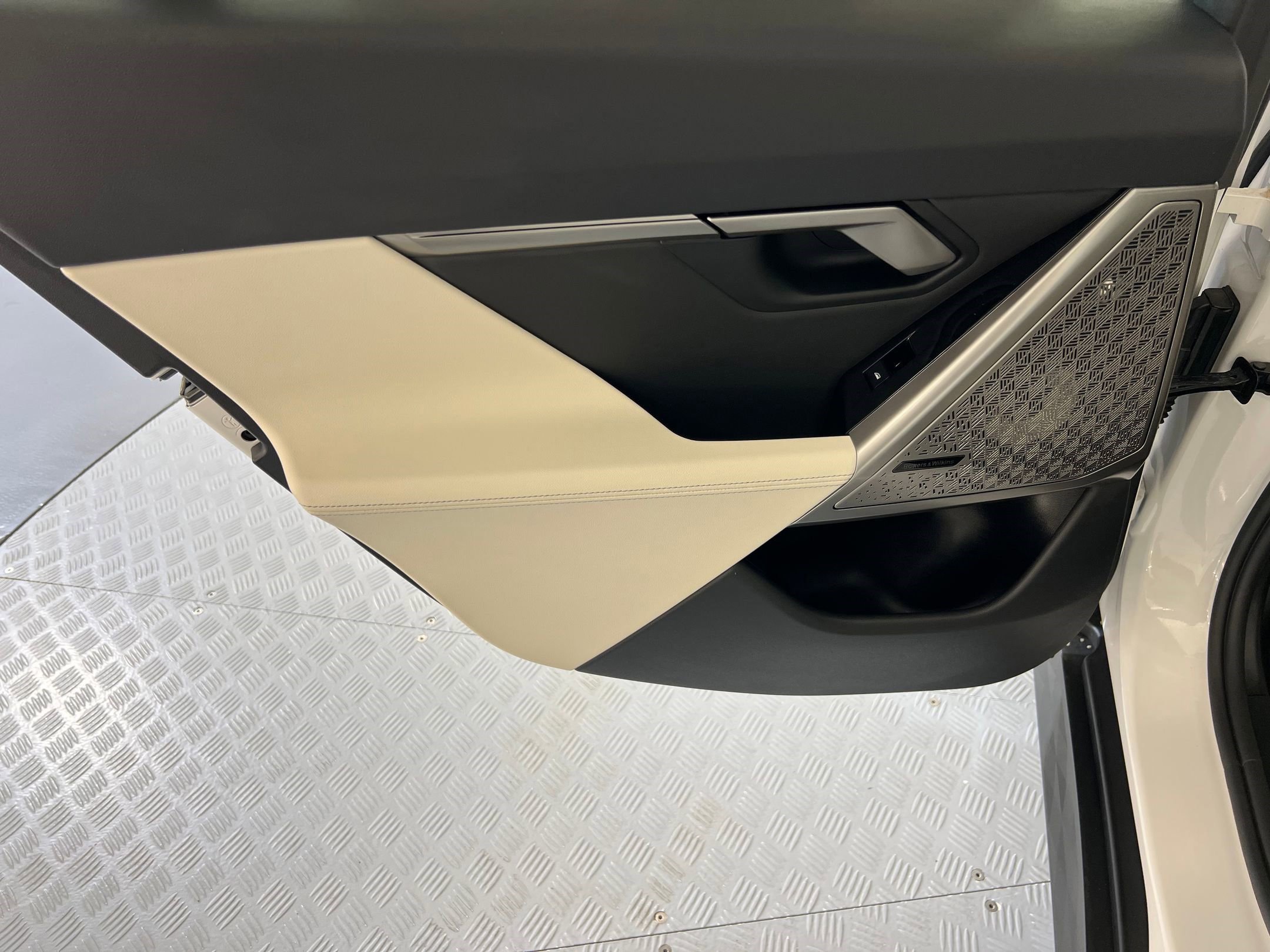 New 2026 BMW i5 eDrive40 RWD image 19