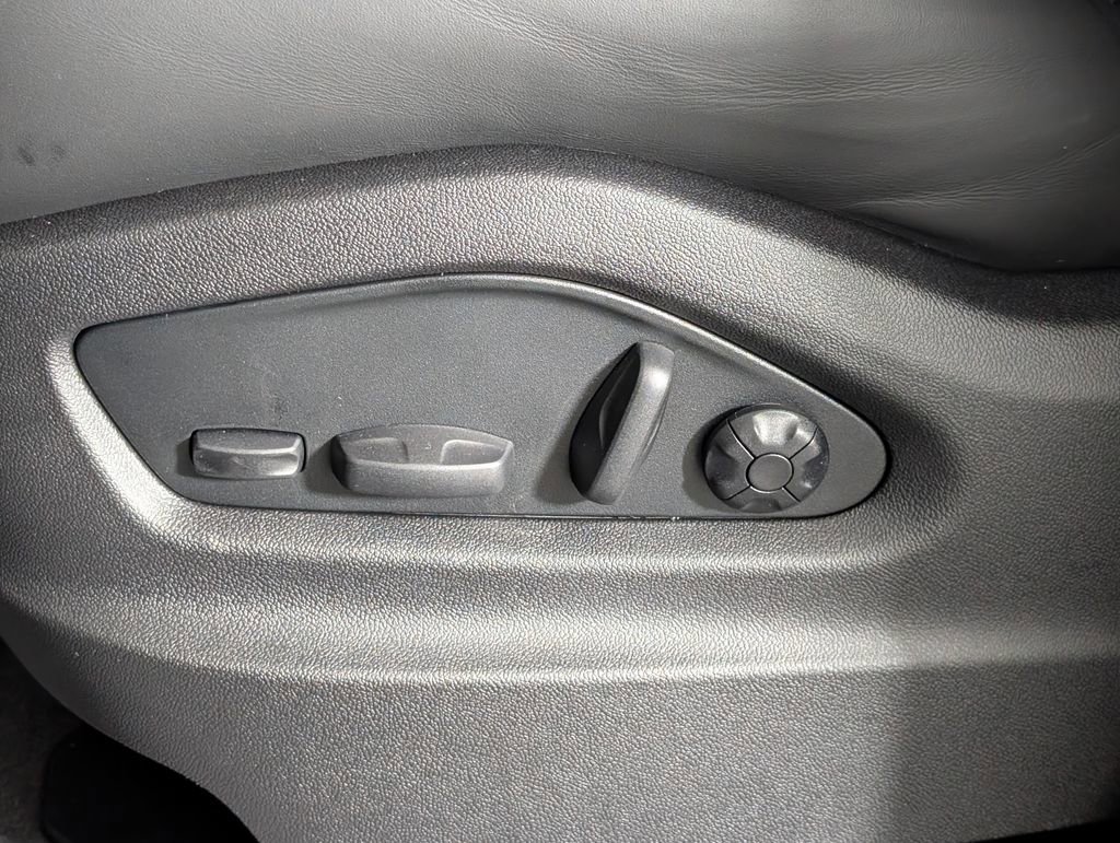 New 2026 Porsche Cayenne GTS image 29