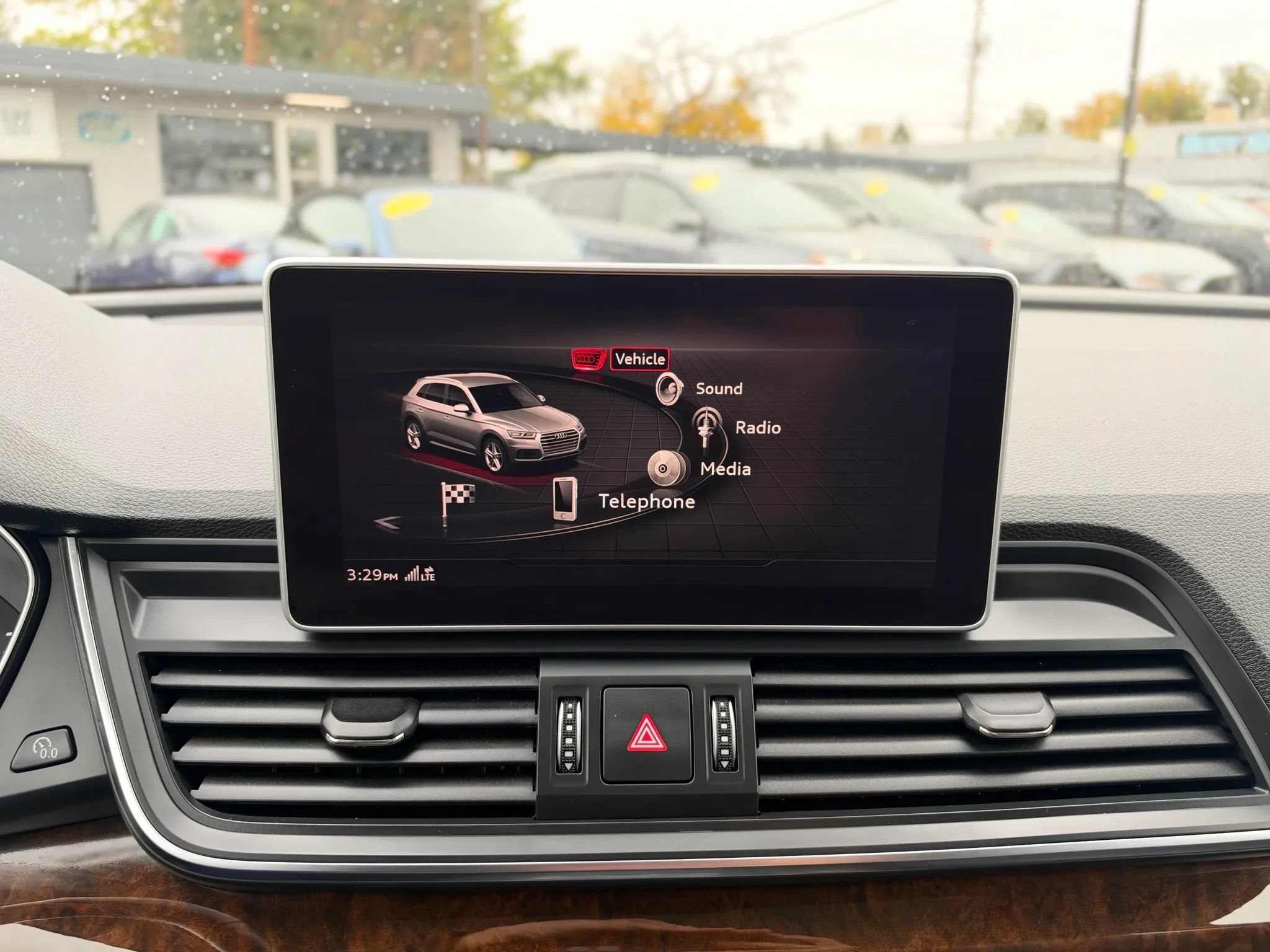 Used 2018 Audi Q5 2.0T Premium Plus w/ Premium Plus Package AWD/4WD image 32