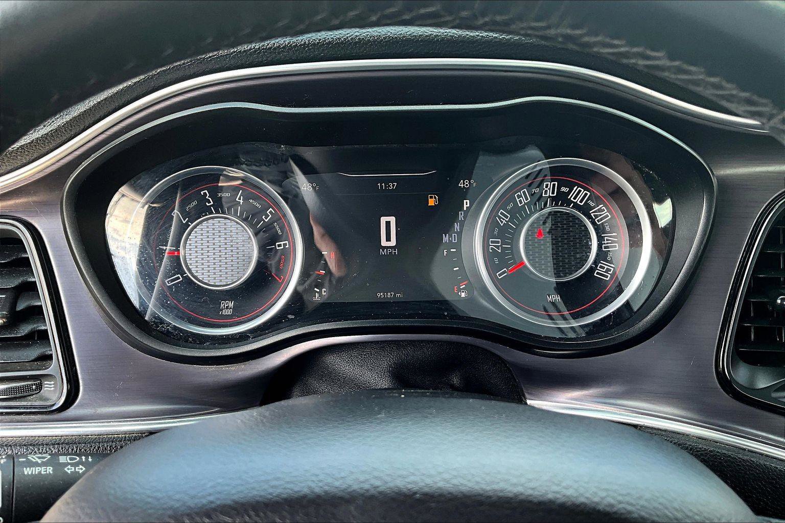 Used 2016 Dodge Challenger SXT image 21