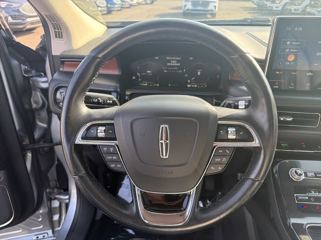 Certified 2022 Lincoln Nautilus Reserve AWD/4WD image 23