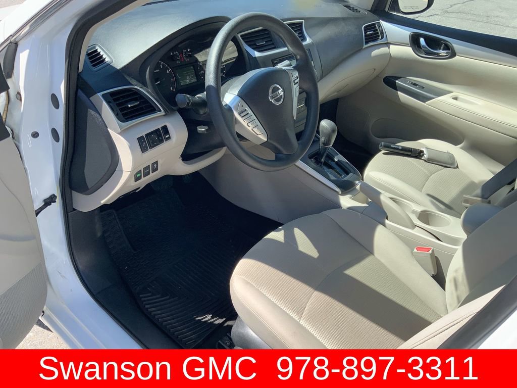 Used 2016 Nissan Sentra S image 11
