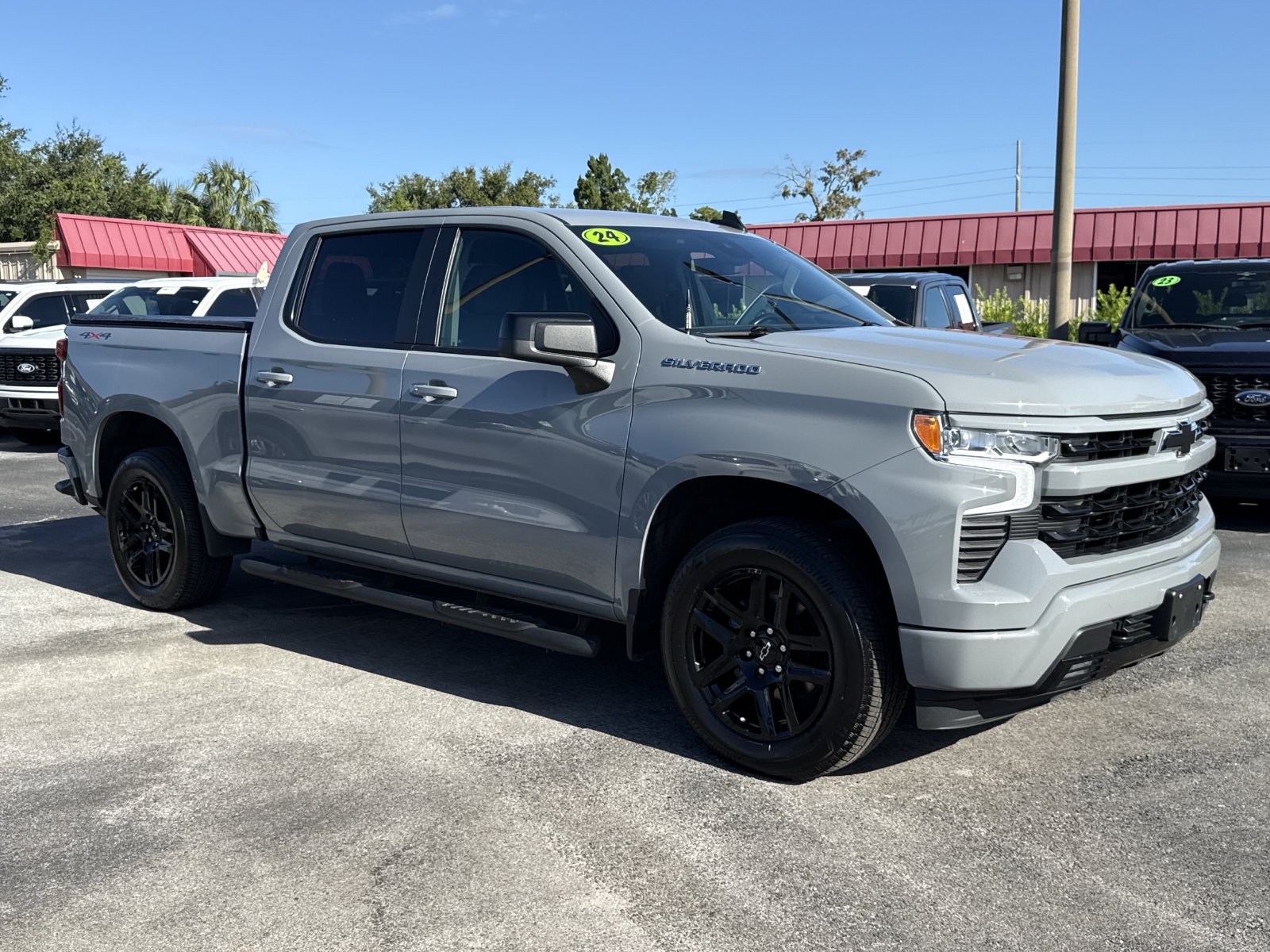 Used 2024 Chevrolet Silverado 1500 RST w/ Protection Package AWD/4WD image 2