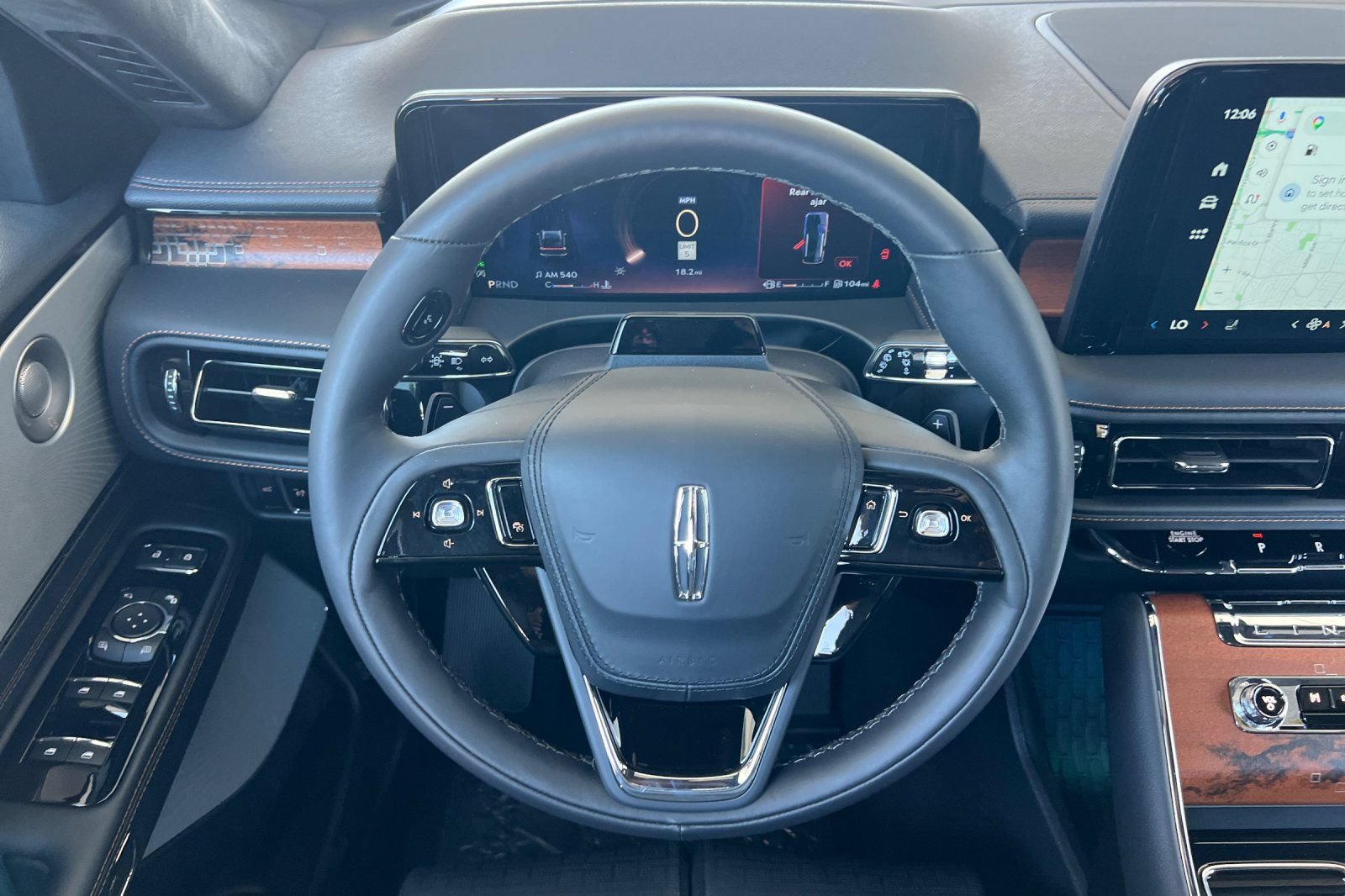 New 2026 Lincoln Aviator Black Label w/ Jet Appearance Package AWD/4WD image 11