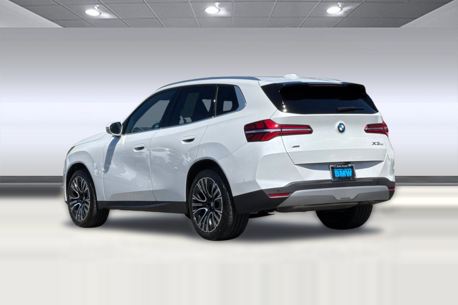 Used 2026 BMW X3 xDrive30i w/ Convenience Package AWD/4WD image 3