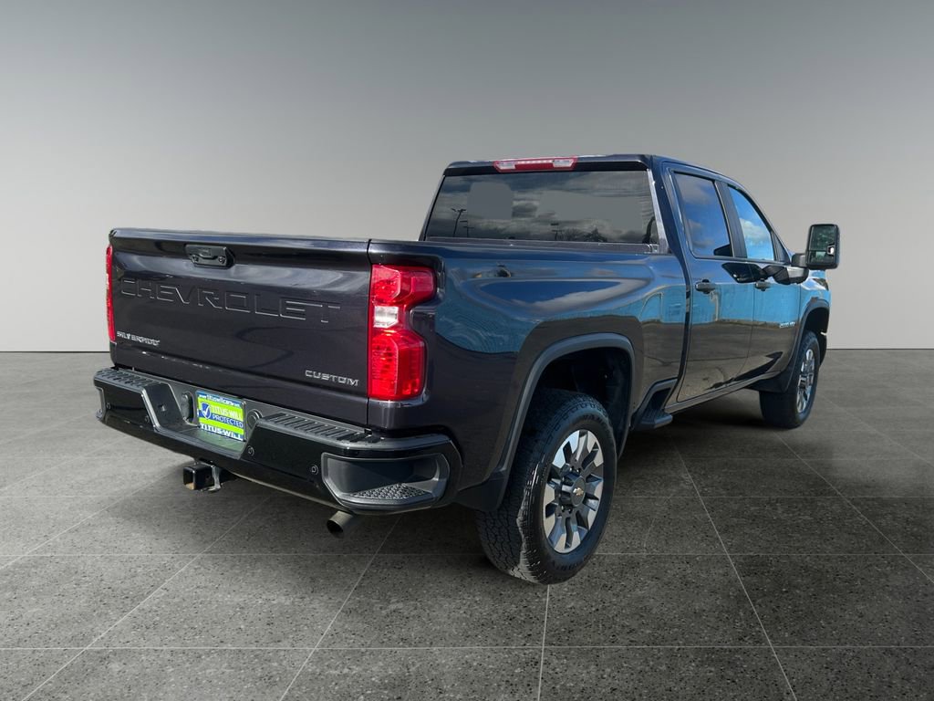 Used 2024 Chevrolet Silverado 2500 Custom w/ Custom Value Package image 7