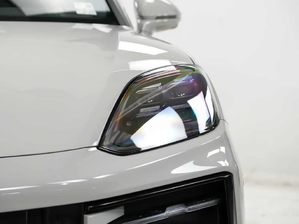 New 2026 Porsche Cayenne S AWD/4WD image 7
