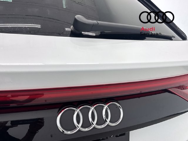 Used 2020 Audi Q8 Premium w/ Black Optic Package AWD/4WD image 10
