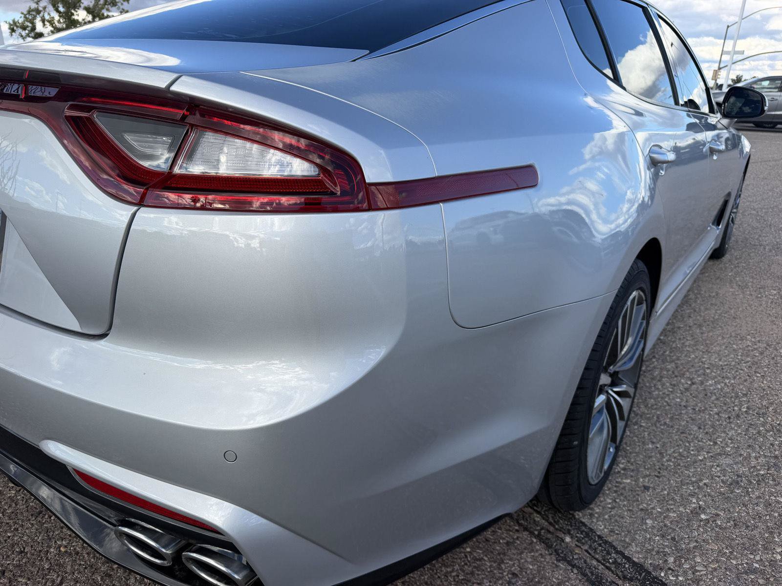 Used 2018 Kia Stinger Premium RWD image 15