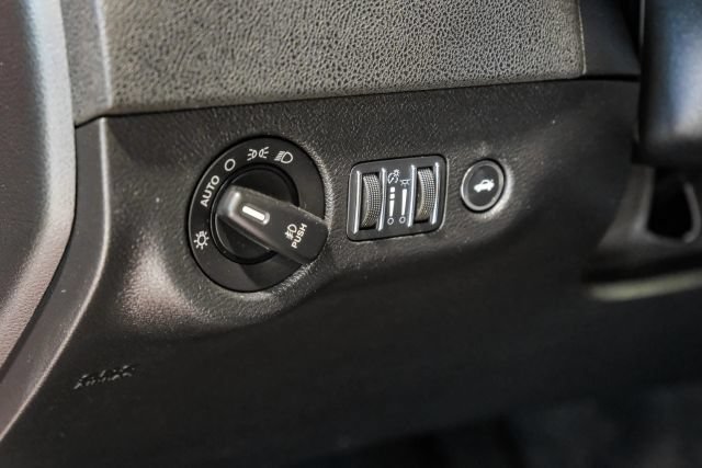 Used 2017 Dodge Charger R/T RWD image 39