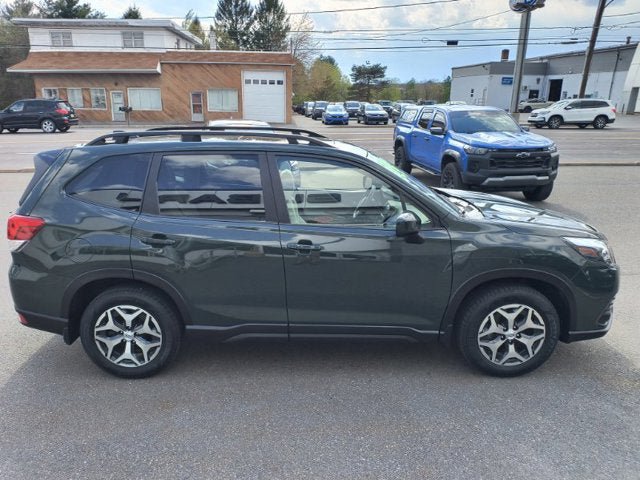 Used 2024 Subaru Forester Premium AWD/4WD image 4