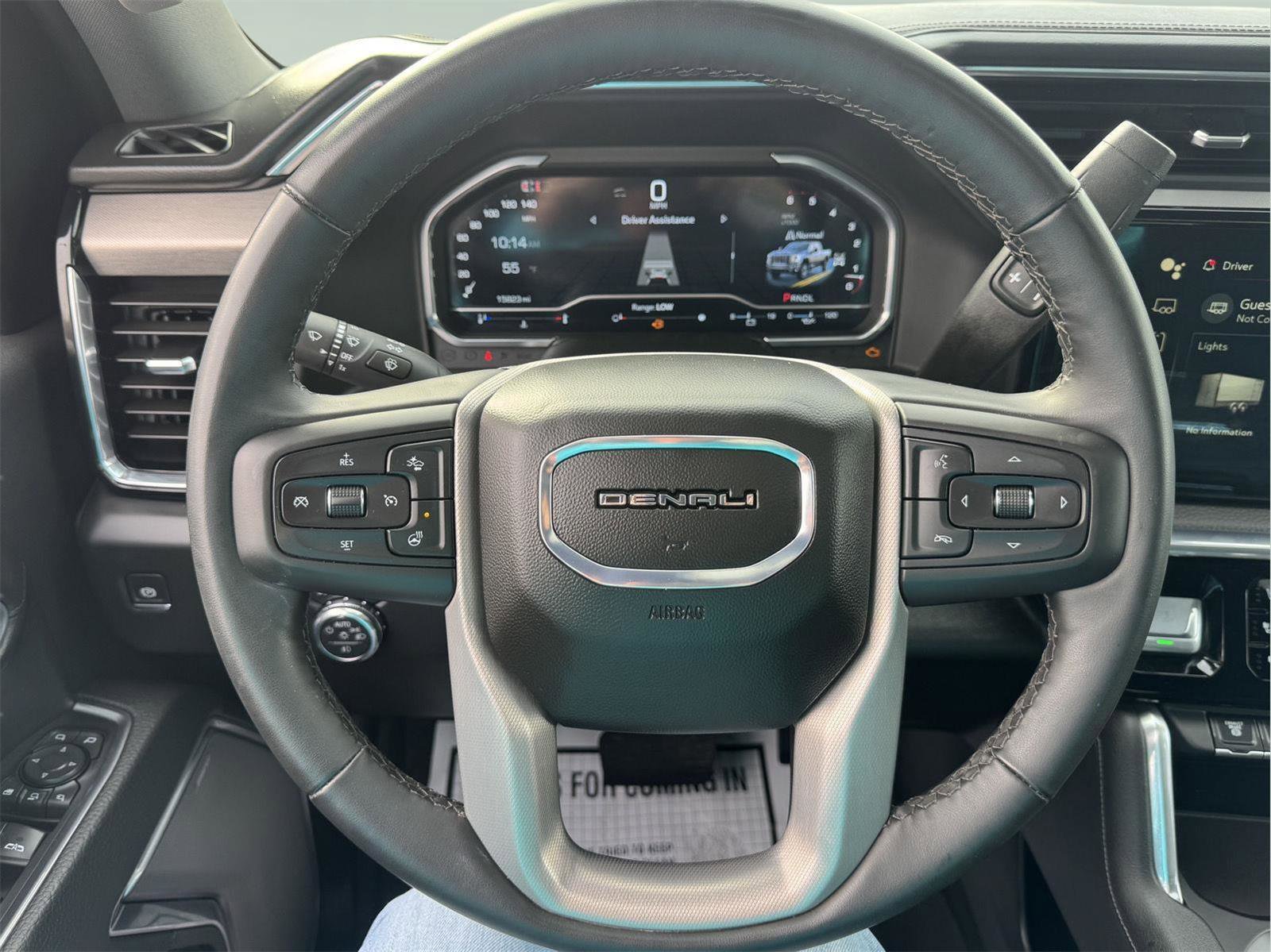 Used 2025 GMC Sierra 2500 Denali image 23