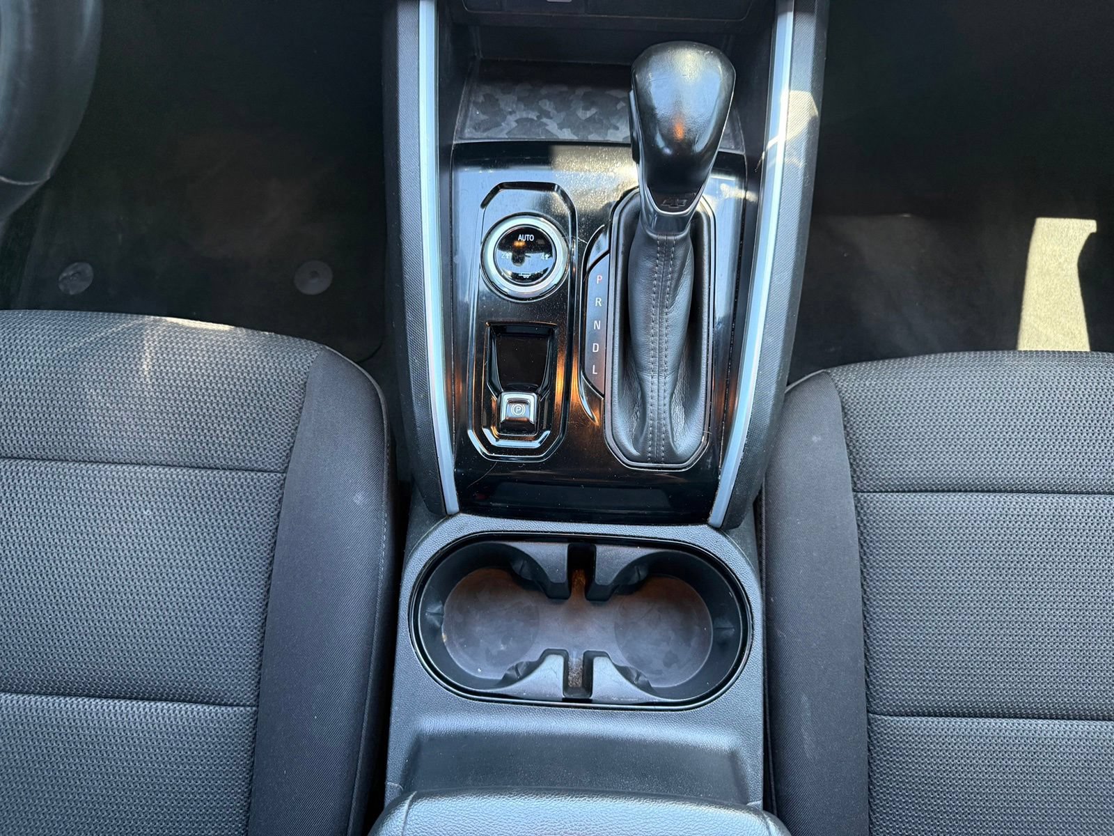 Certified 2023 Chevrolet Colorado LT AWD/4WD image 25