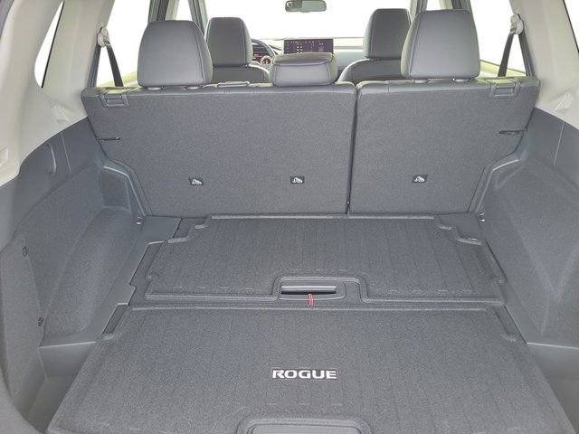 New 2025 Nissan Rogue SL image 29
