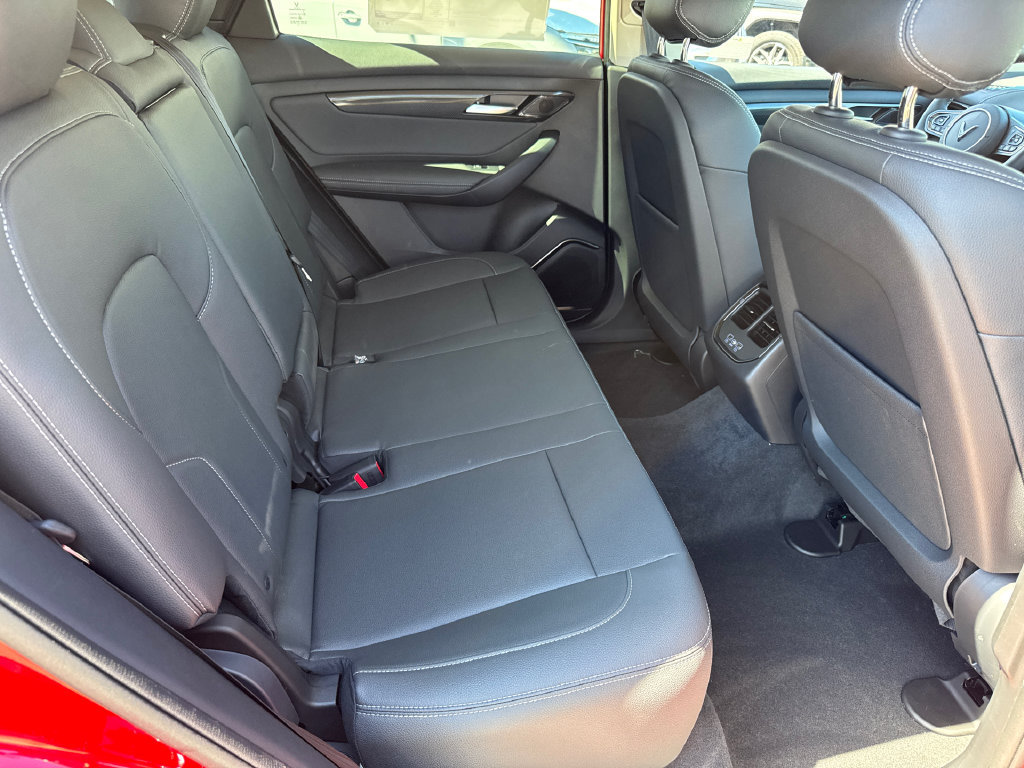 New 2027 VinFast VF 8 Eco AWD/4WD image 15
