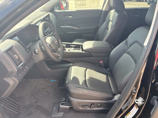 New 2026 Nissan Pathfinder SL w/ SL Premium Package FWD image 10