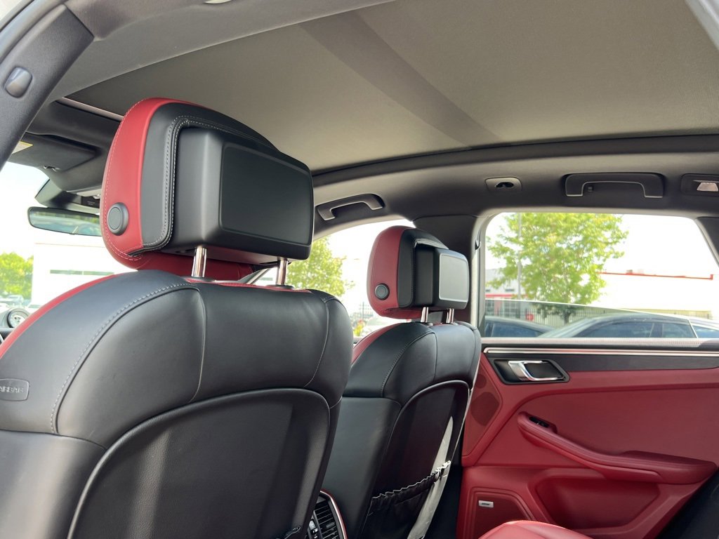 Used 2022 Porsche Macan GTS w/ Premium Package Plus image 20