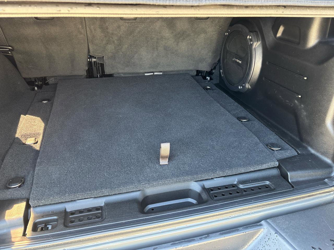 Used 2022 Jeep Wrangler Unlimited Rubicon w/ Steel Bumper Group image 12