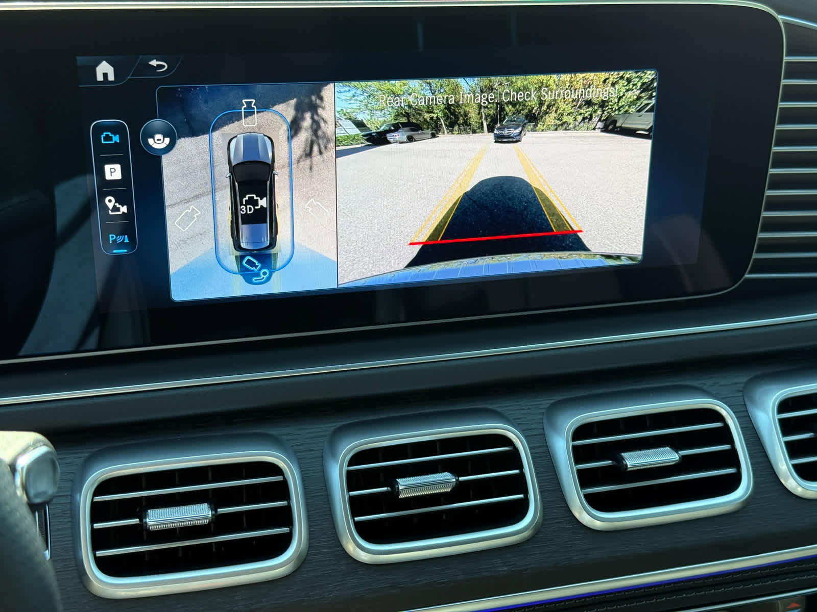 New 2026 Mercedes-Benz GLS 580 4MATIC image 16