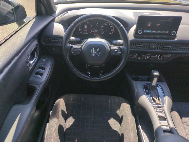 Used 2025 Honda HR-V Sport image 29