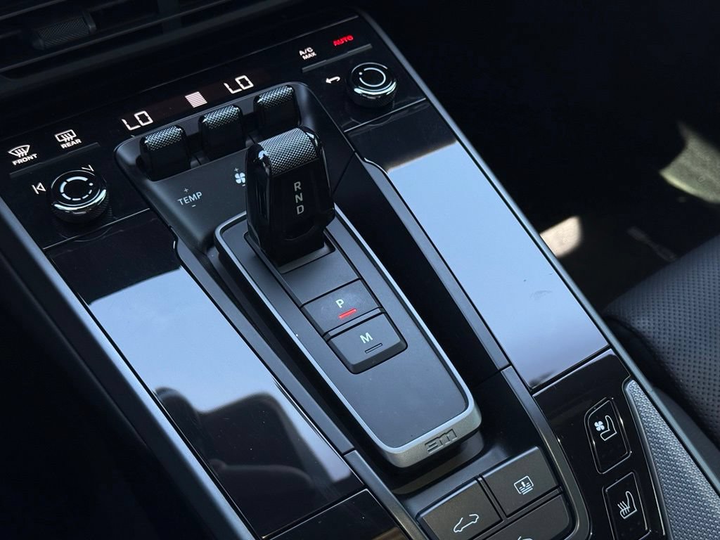 Certified 2021 Porsche 911 Carrera 4 AWD/4WD image 21