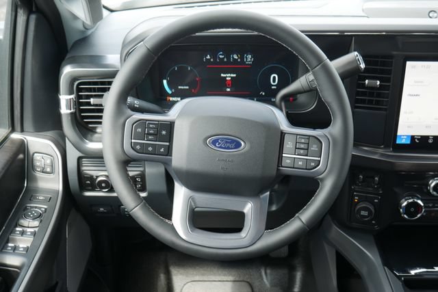 New 2026 Ford F550 4x4 Crew Cab image 12