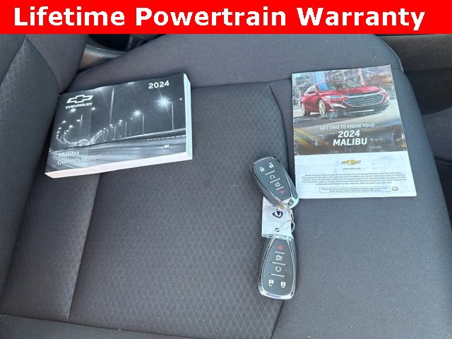 Used 2024 Chevrolet Malibu LT image 22
