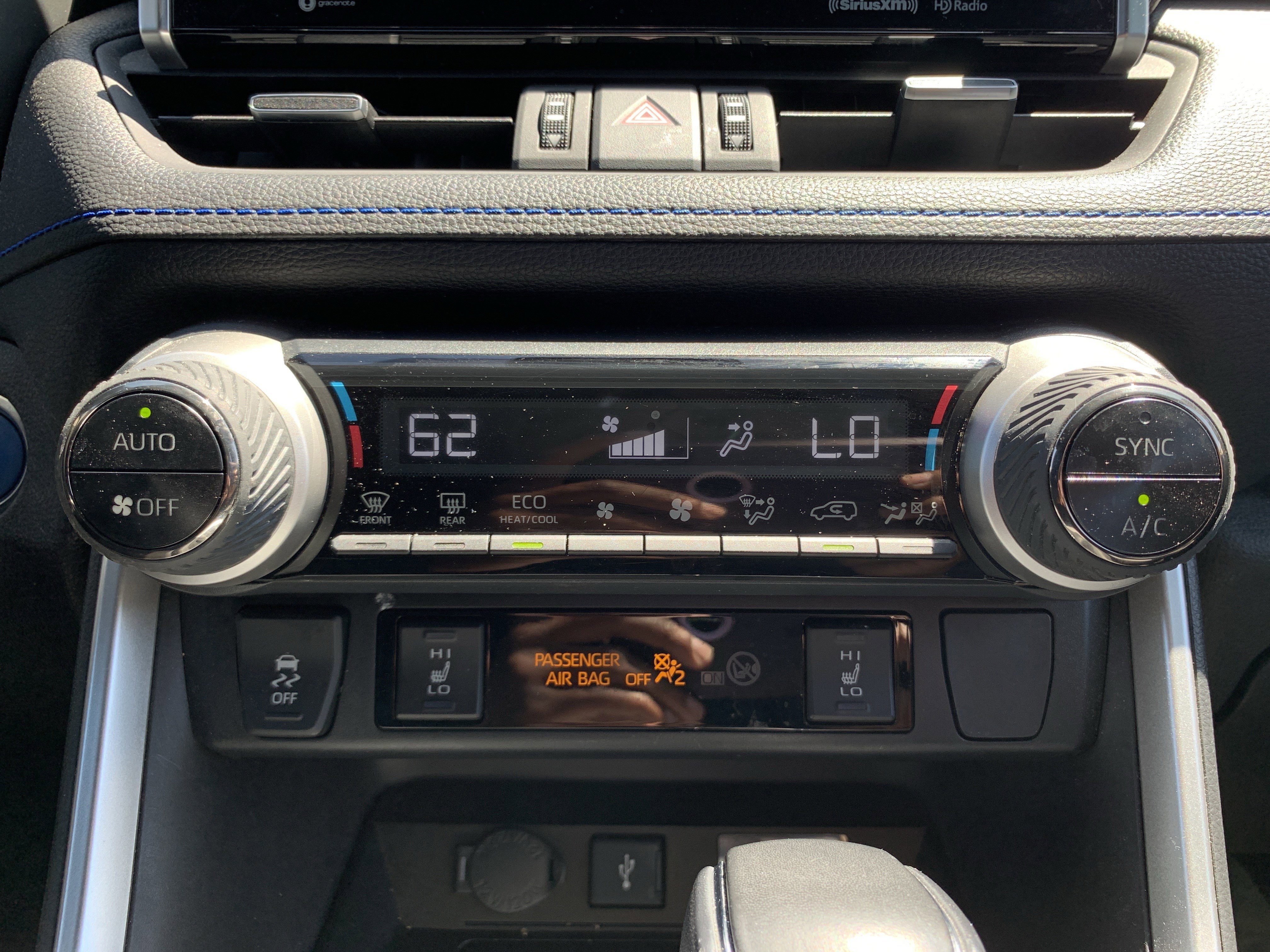 Used 2022 Toyota RAV4 XSE AWD/4WD image 29