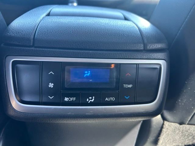 Used 2015 Toyota Highlander Limited AWD/4WD image 20