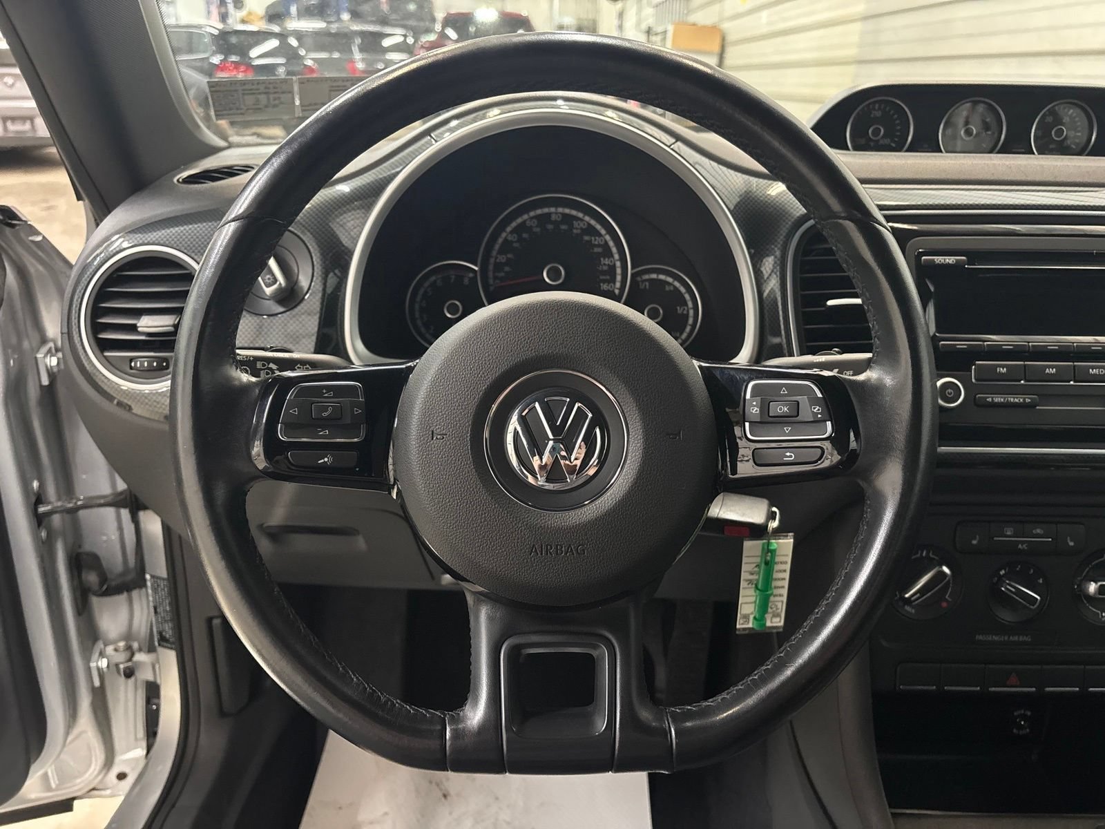 Used 2014 Volkswagen Beetle R-Line FWD image 15