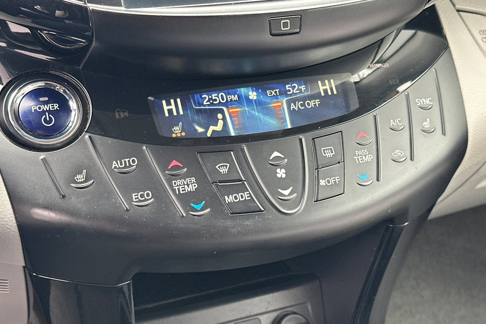 Used 2014 Toyota RAV4 EV image 21