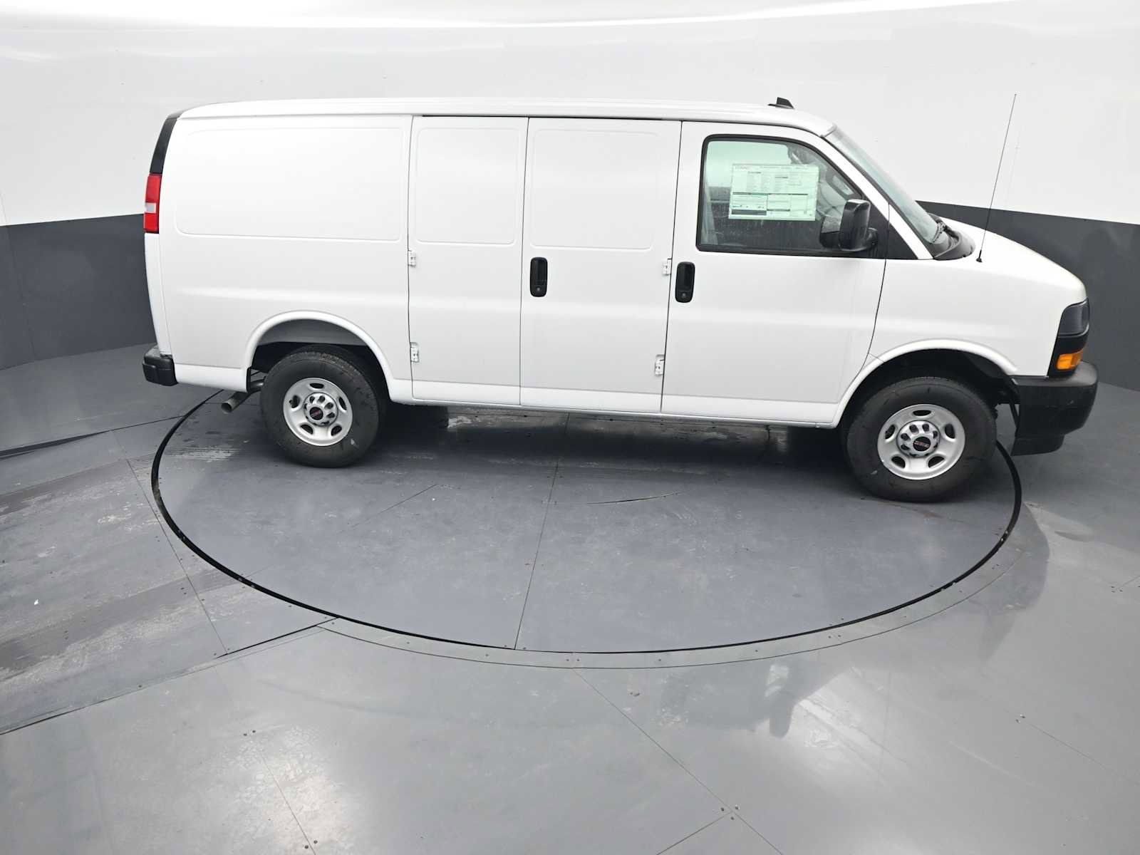 New 2025 GMC Savana 2500 w/ Driver Convenience Package image 17