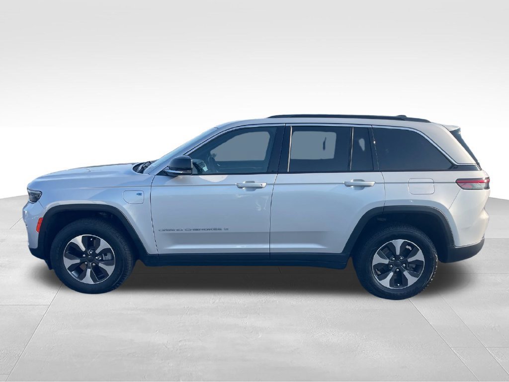 Used 2024 Jeep Grand Cherokee Limited 4xe AWD/4WD image 2
