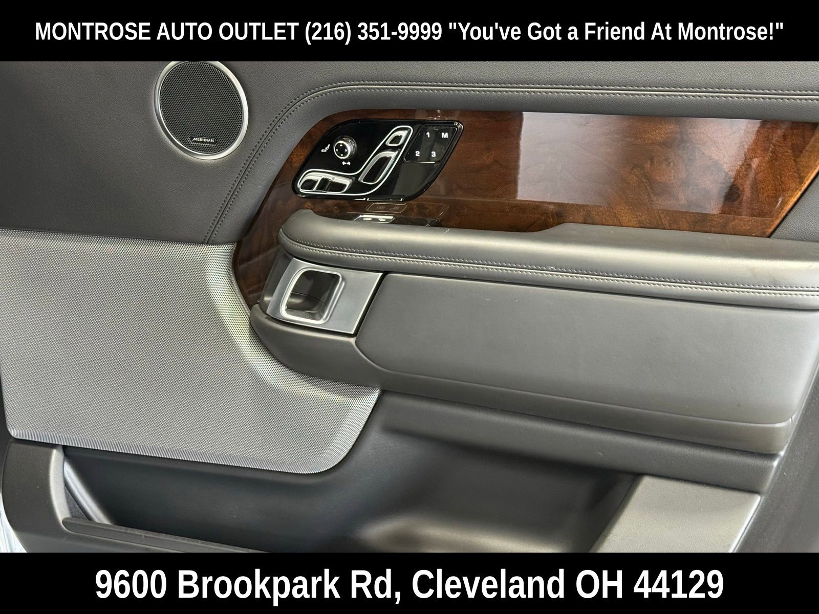 Used 2020 Land Rover Range Rover HSE image 46