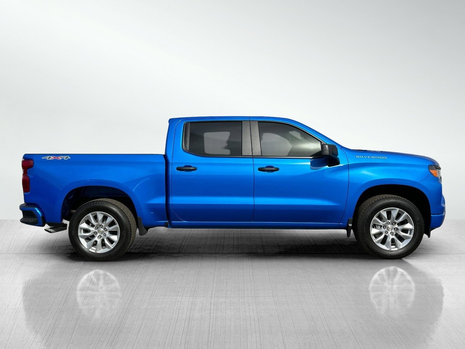 New 2025 Chevrolet Silverado 1500 Custom image 3