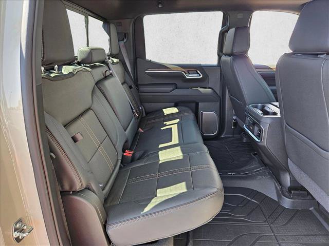 New 2026 Chevrolet Silverado 1500 High Country AWD/4WD image 16