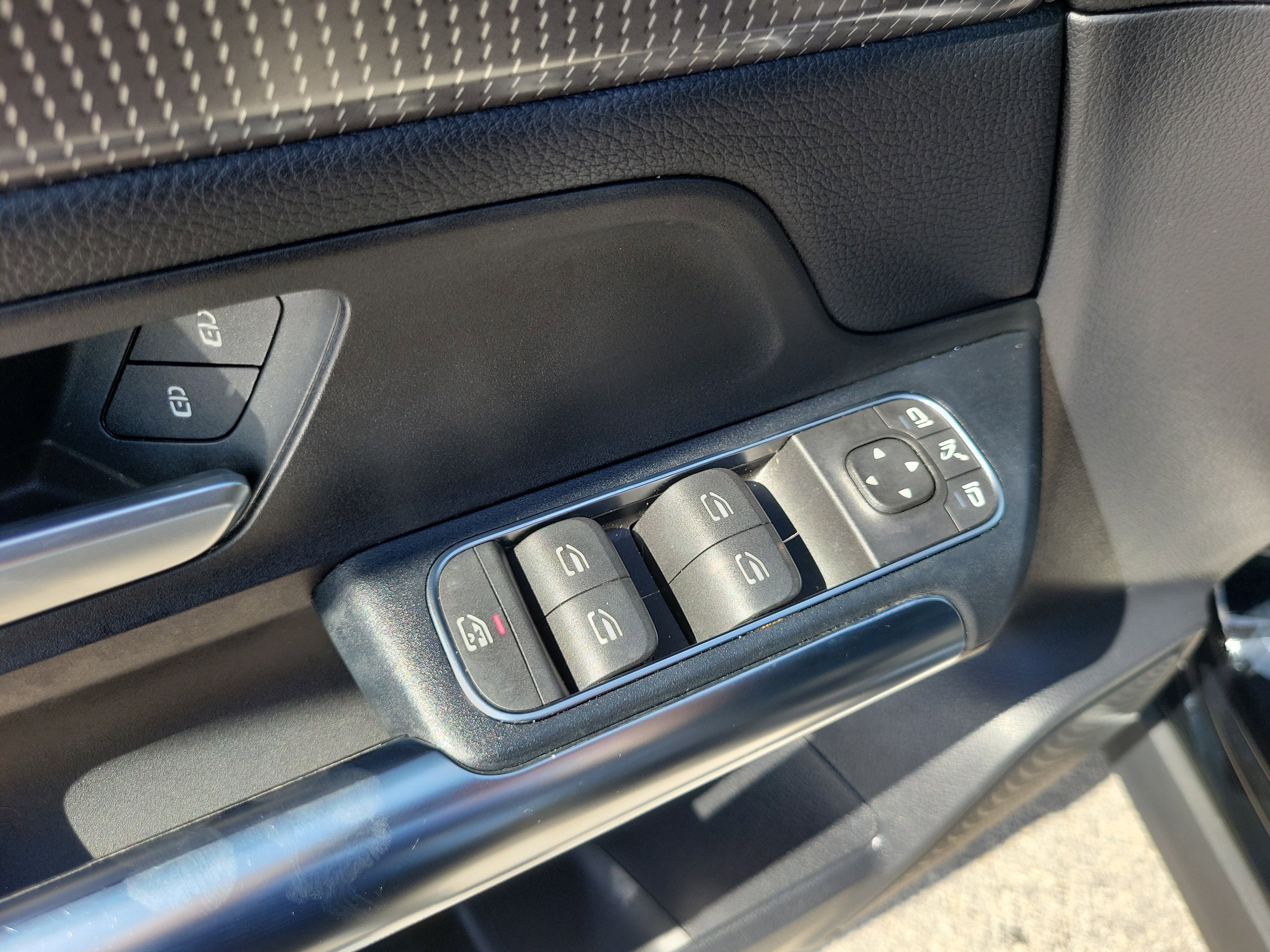 Used 2022 Mercedes-Benz GLA 250 GLA 250 image 24