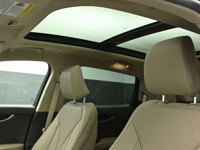 Certified 2023 Lincoln Nautilus Reserve w/ Equipment Group 201A image 19