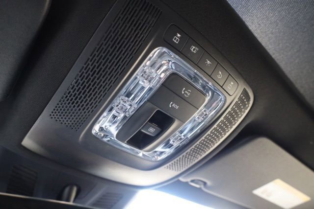 Used 2024 Mercedes-Benz GLB 250 4MATIC image 29